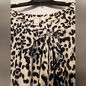 Women's White House Black Market Leopard Print Silk Blouse